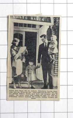 1962 Dora Bryan With Husband Bill Lawton, Daniel, Georgina & Baby