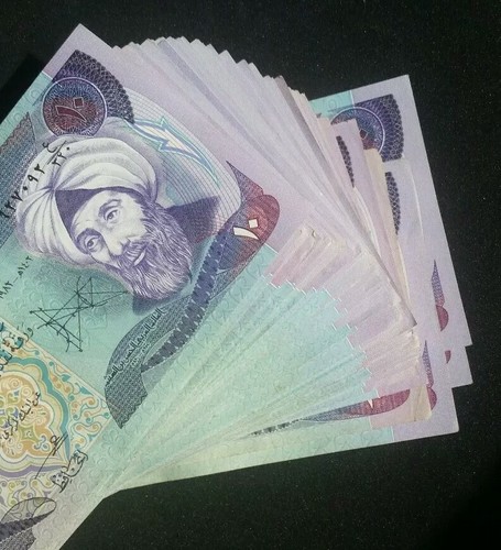 IRAQ BUNDLE LOT OF 100 X 10 DINARS 1980 to 1982 PICK 71 XF+