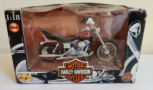 Maisto製ハーレー15台HoT Wheels製2台 61sFA3d-R5L._UF350,350_QL50_.jpg