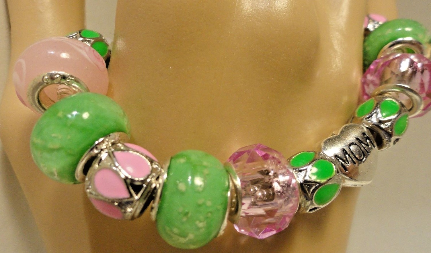 European Style Charm Bracelet Sz Med MOM Handmade SK Originals Brand NEW Pretty