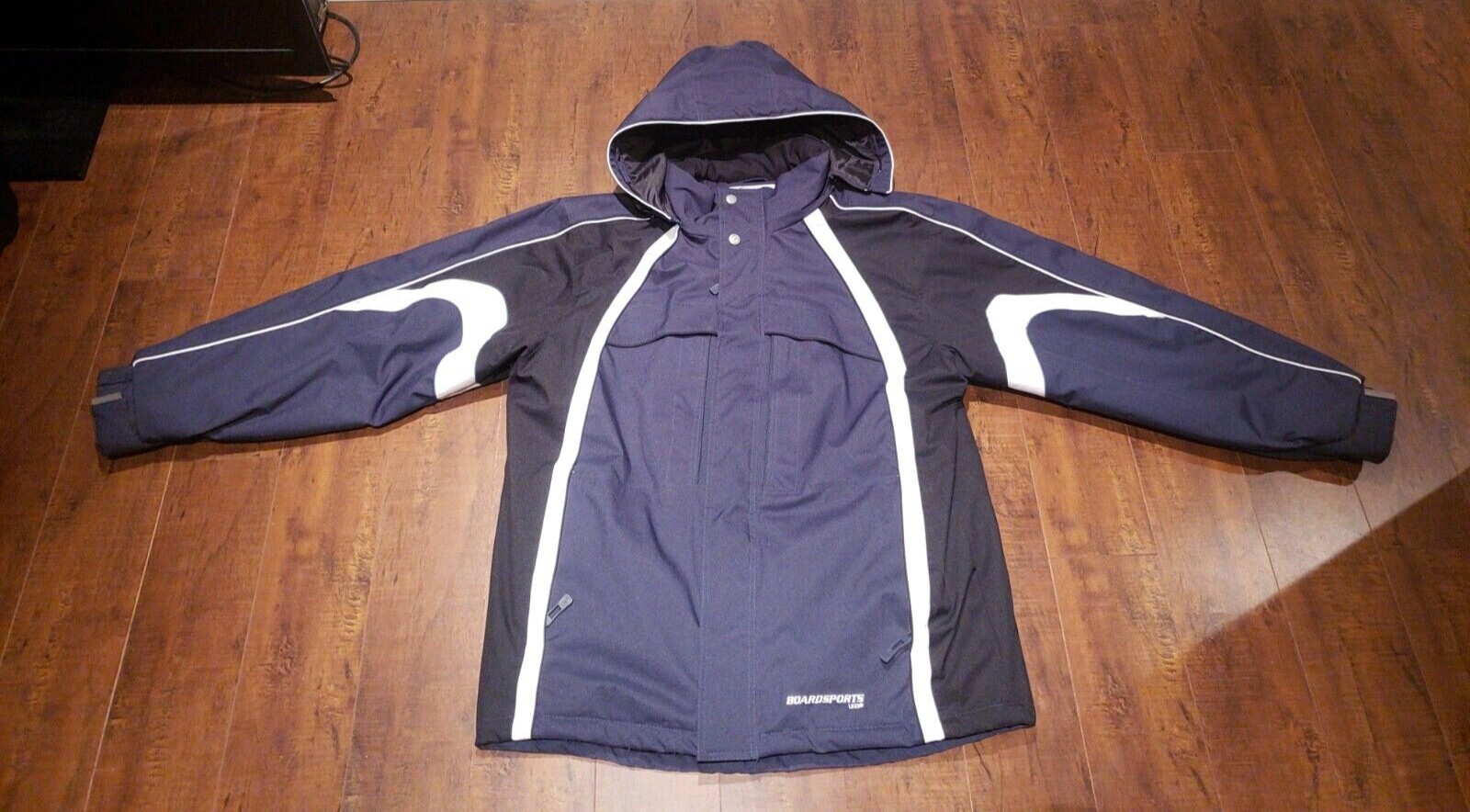 $_32.JPG?set_id=880000500F