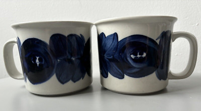 Lot 2 Vtg Arabia Finland MCM Cobalt Blue Anemone Flower Cup Mug Large 3.25''Hx4''D