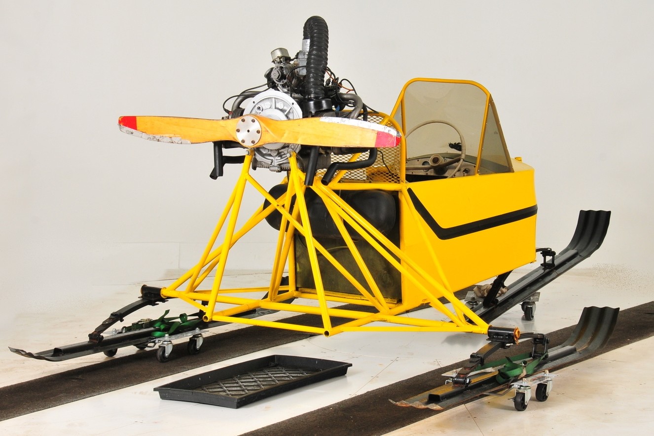 1968 SNO SLED SPORT SNOW PLANE. No Reserve 1600cc engine 70MPH capability