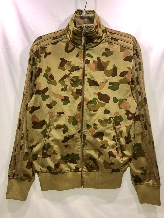 トップス 00s adidas track jersey camo jacket y2k Adidas Adicolor Firebird Camo ADI Track Jacket - Men's XS