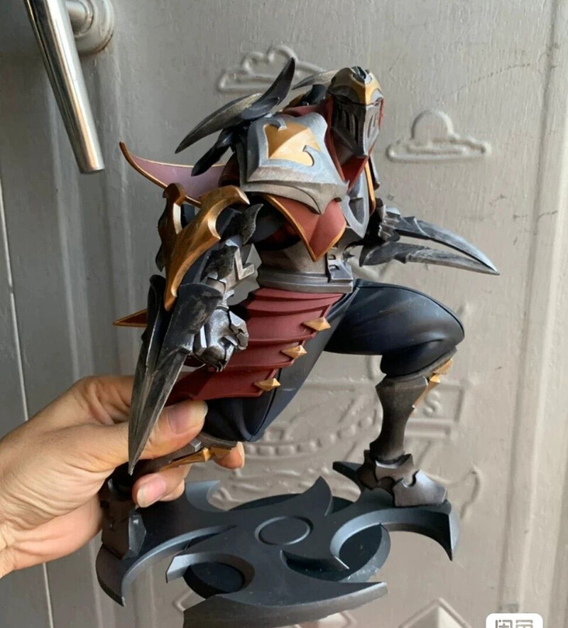 リーグ・オブ・レジェンド　ゼド　スタチュー Amazon.com: League of Legends, 6-Inch Zed Collectible Figure