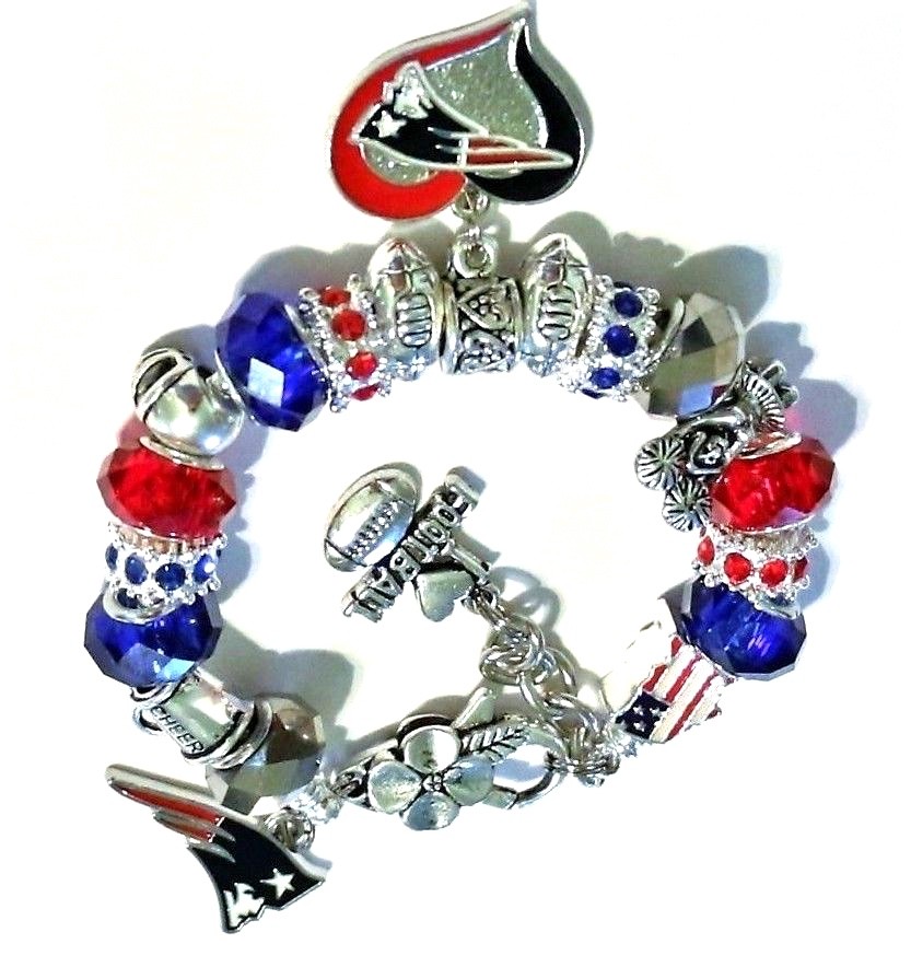 NFL NEW ENGLAND PATRIOTS HANDMADE FOOTBALL CHARM BRACELET 8