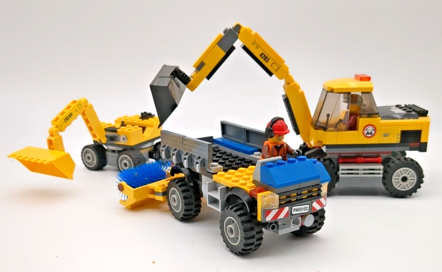 スポーツトイ・アクショントイ copper ZG LEGO City Sweeper & Excavator (60152) & Mining Excavator