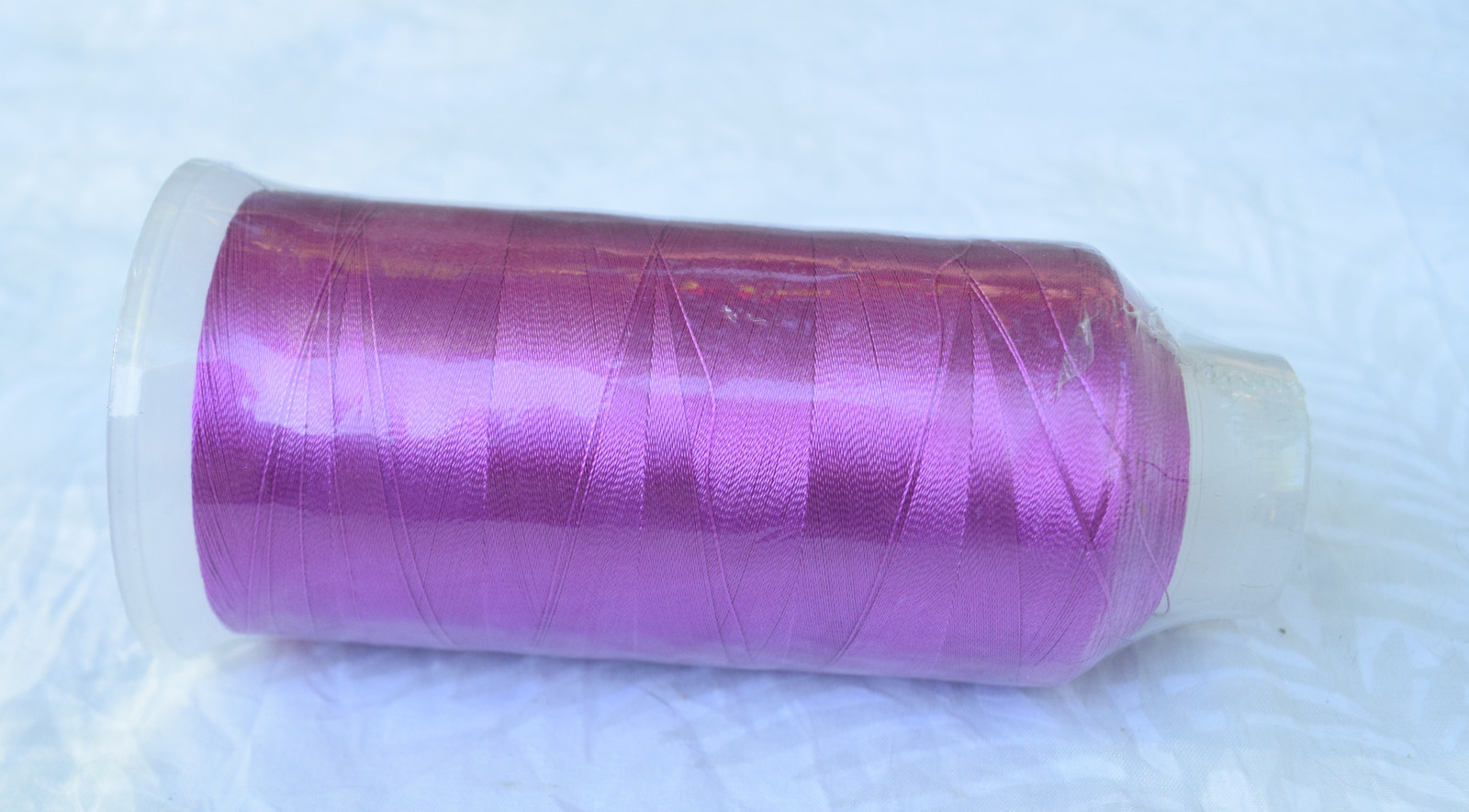 Rayon Machine Embroidery Thread Light Purple 4000 Yards Color 0079 40 WT 120D/2