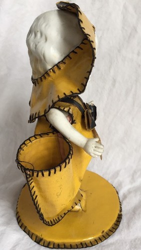 RARE Vintage VASES 7.5