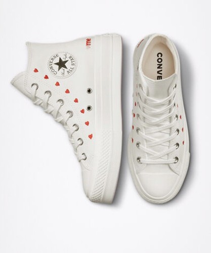 Women's Converse Chuck Taylor All Star Lift Platform Hearts