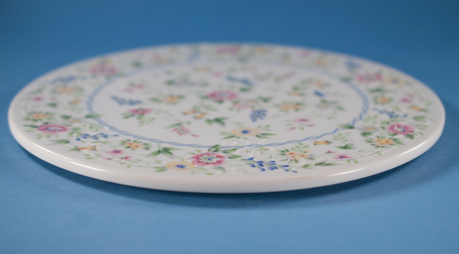 Andrea by Sadek Meadow Cake Plate