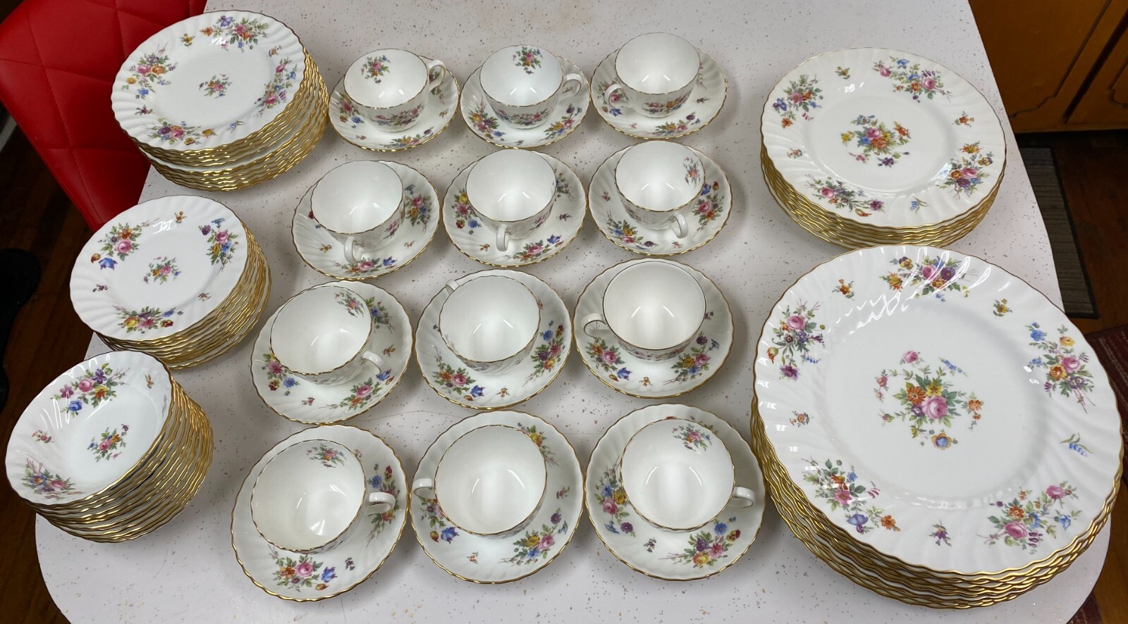 MINTON - Minton 『MARLOW』　カップ&amp;ソーサー　6客 Minton, Marlow (Older, Globe Backstamp) | Replacements, Ltd.