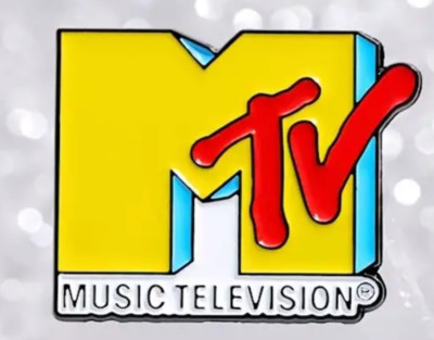 MTV music television retro tv pin - 1980's - FREE SHIPPING