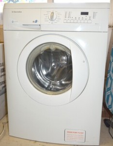 Electrolux 8kg XL Washing machine front loader EWF1090 | Washing