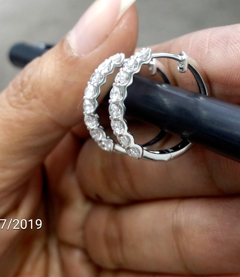 Pre-owned Handmade Steal Deal 1.00 Carat Natural Round Diamonds Hoops Huggies Earrings In 14k Gold In White
