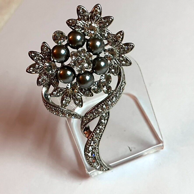 Sparkly brooch sale