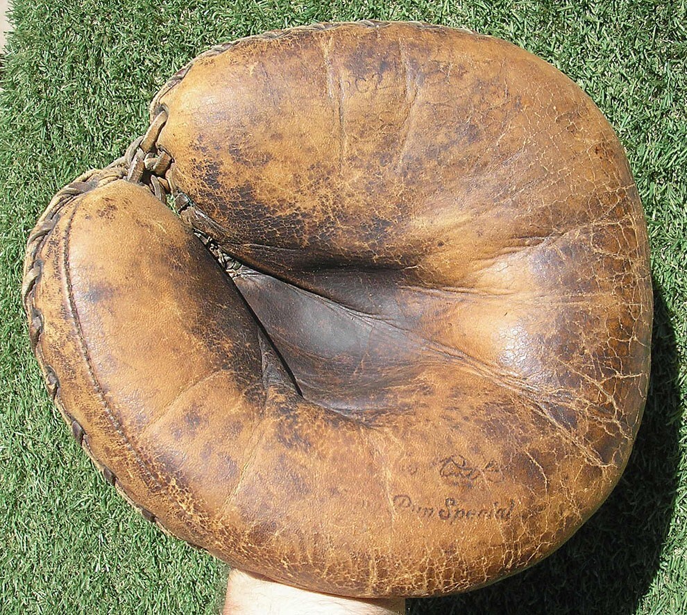 1920's-30's Reach RC2 Babe Ruth Catcher's Mitt, Baseball Glove, Home Run Special