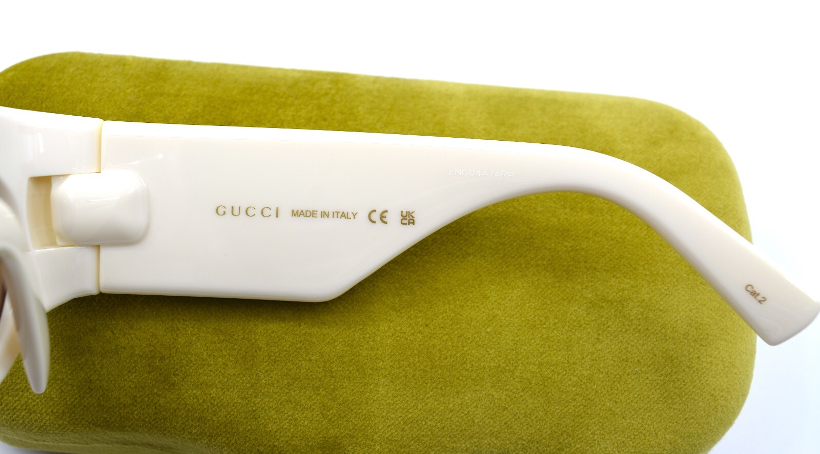Pre-owned Gucci Gg1544s 004 Ivory Brown Authentic Sunglasses 53-21