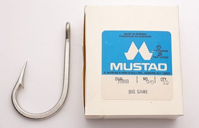 25 MUSTAD 3561 E 3X STRONG SZ 2//0 CADNIUM TINNED TREBLE HOOKS LURE REPLACEMENT