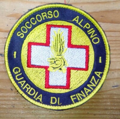 Club Alpino... - Club Alpino Italiano Sezione Di Alba - Foto 2