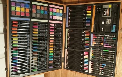 GALLERY PROFESSIONAL ARTISTS SET - PASTELS, MARKERS, COLORED PENCILS
