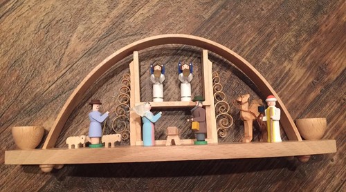 Erzgebirgische Volkskunst German People Animal Figurines Christmas Candle Holder