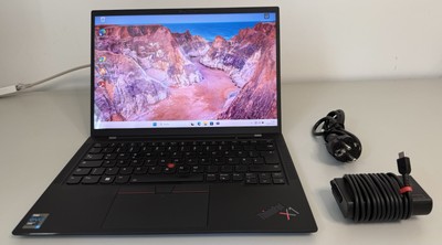 Lenovo ThinkPad X1  Carbon Gen 9 Laptop i7- 1165G7 16G RAM 512G SSD  4K Display