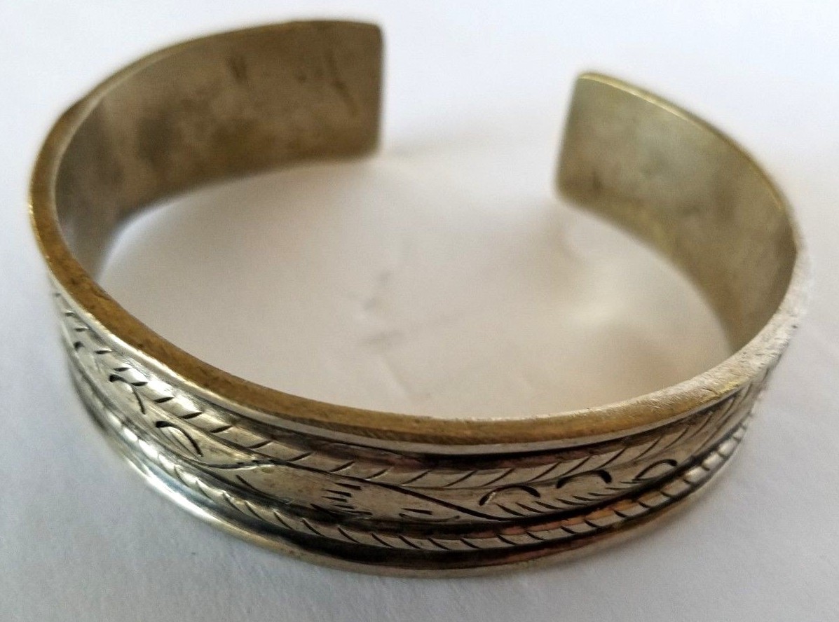 Silver Tone/ NIckle Look Cuff Bracelet Armband Middle Eastern Design