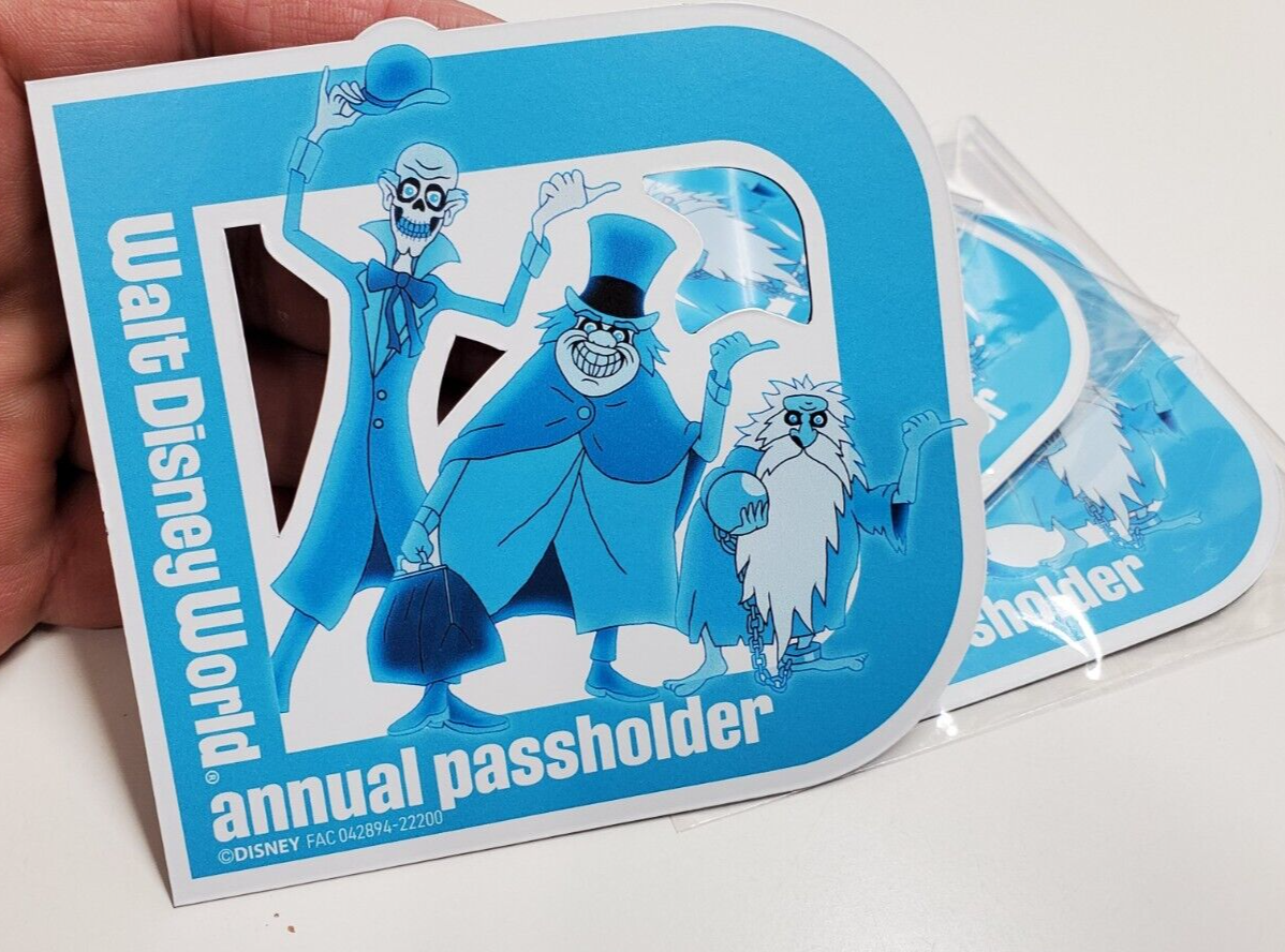 Disney Passholder Haunted Mansion Three Hitchhiking Ghosts AP Aftermarket Magnet