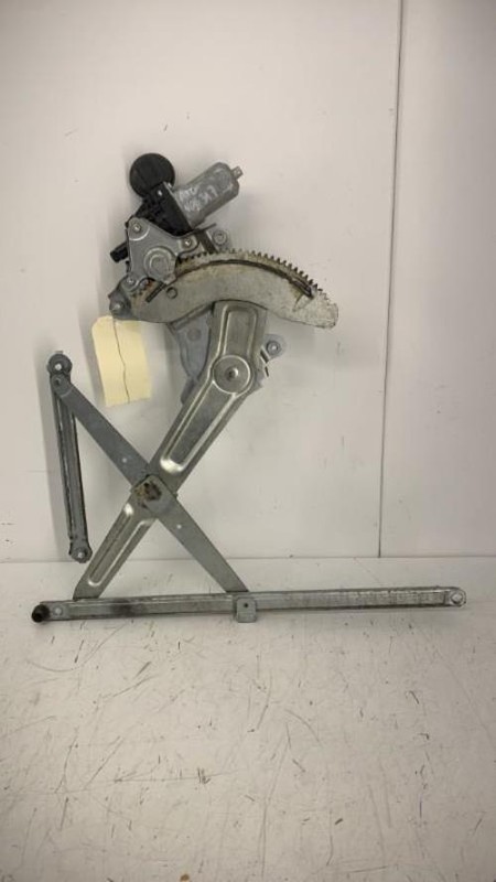 Leve Vitre Electrique Avant Gauche Suzuki Swift 3 83402-63j51