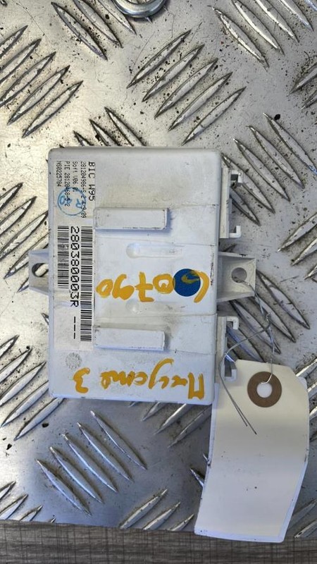 Calculateur Renault Megane 3 Phase 1 280380003r