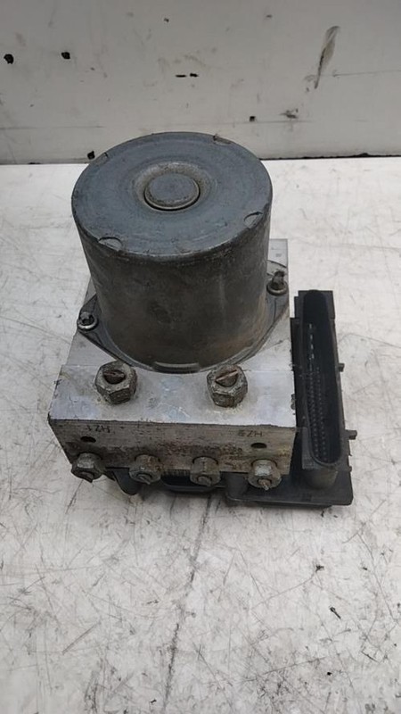 Bloc Abs (Freins Anti-Blocage) Mercedes Classe A 169 Phase 1 A0044315212