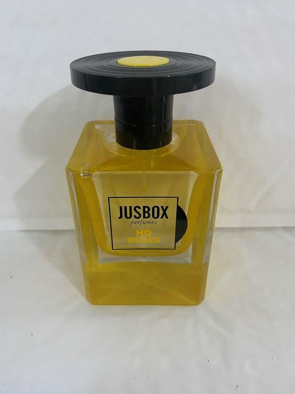 Suit of lights jusbox