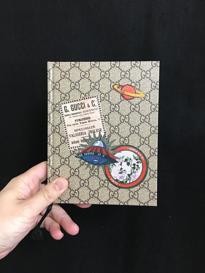 3/14消去します‼️GUCCI ピンク トレーナー 鹿のイラスト 3/14消去します‼️GUCCI ピンク トレーナー 鹿のイラスト 3/14消去し