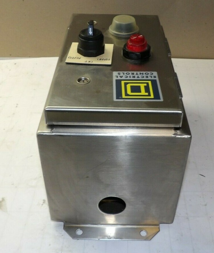 NEW SQUARE D SS ENCLOSED SIZE 0 MOTOR STARTER 4/4X 600 VAC 120 V COIL  8536SBW12