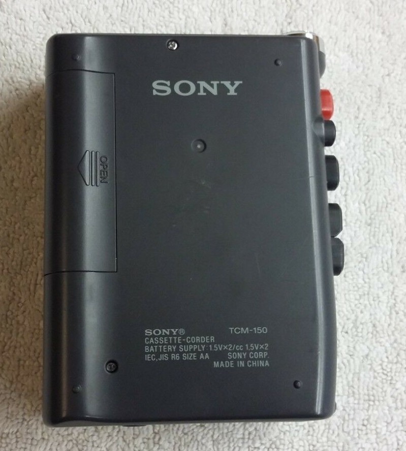 Sony TCM-150 Clear Voice Audie Cassette Recorder Tape Player works