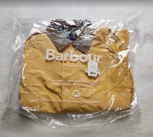 Pre-owned Barbour Men's M  X Vineyard Vines Ashby Showerproof Jacket In Color Honey In Gold