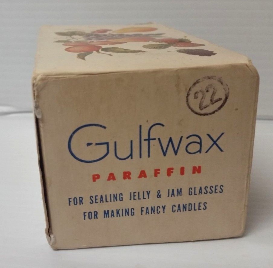 VINTAGE GULFWAX PARAFFIN BOX WITH INCLUDES THE WAX  ONE POUND