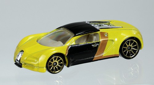Hot Wheels Bugatti Veyron '07 Mystery Cars Series New Mint