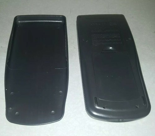 TEXAS INSTRUMENTS TI-83 GRAPHING CALCULATOR WITH COVER CASE