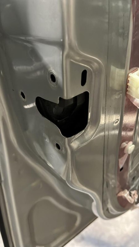 Serrure Avant Gauche Opel Zafira B 13220371