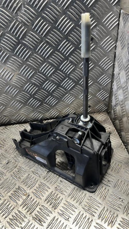 Levier De Vitesses Renault Twingo 3 Phase 1 341044950r