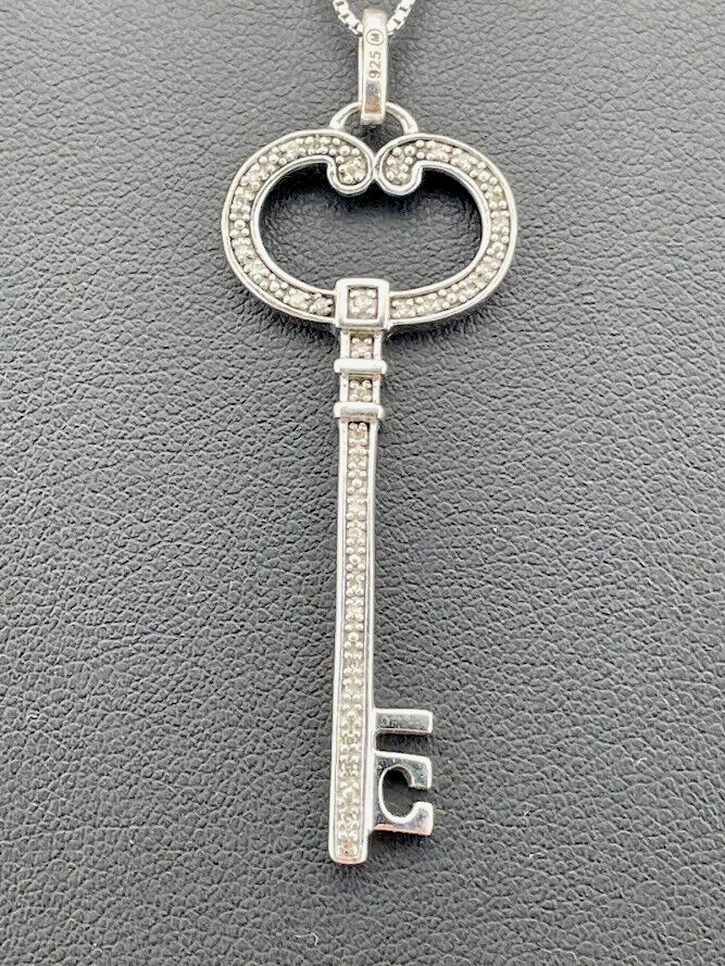 ネックレス・ペンダント JLORIA KEY PENDANT Silver 925 Amazon.com: YONFQE Key Necklace Sterling Silver 10th Key