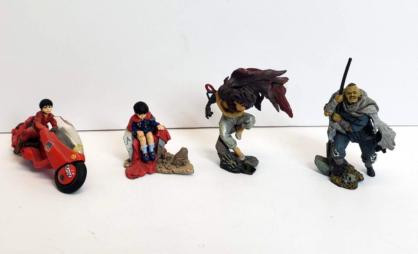 AKIRA フィギュア McFarlane Toys 2001 2001 McFARLANE Toys ANIME Action Figures AKIRA,TENCHI MUYO