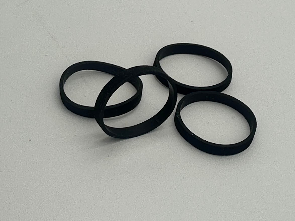 4 USA Trains R22-137 Rubber Traction Tires For USA Trains &Aristo-Craft Diesels 