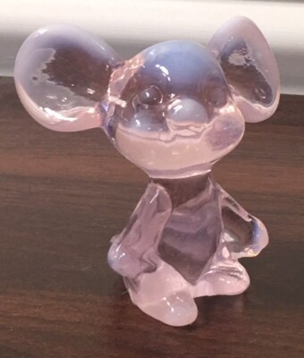 Fenton Mould Mosser Made Mouse Pink Opal Opalescent Glass Figurine