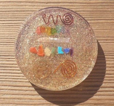 GOLDEN 7 CHAKRA ORGONE GEMSTONE DISK CHARGING PLATE WITH OM SYMBOL ORGONITE