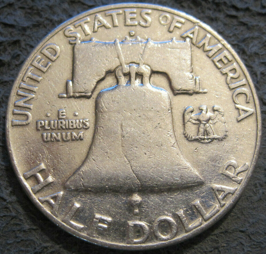AS SHOWN - 1952 D FRANKLIN HALF DOLLAR // 90% SILVER // MC 818