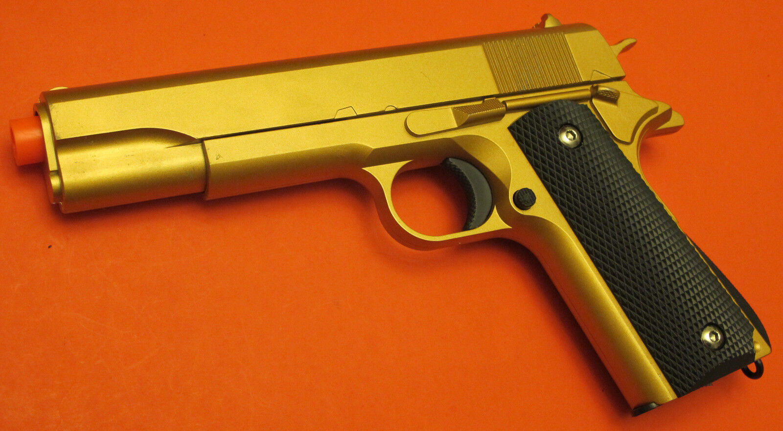 Good Quality 1911 Metal Airsoft Spring Gun Shoot Hard up to 300 FPS Gold Color