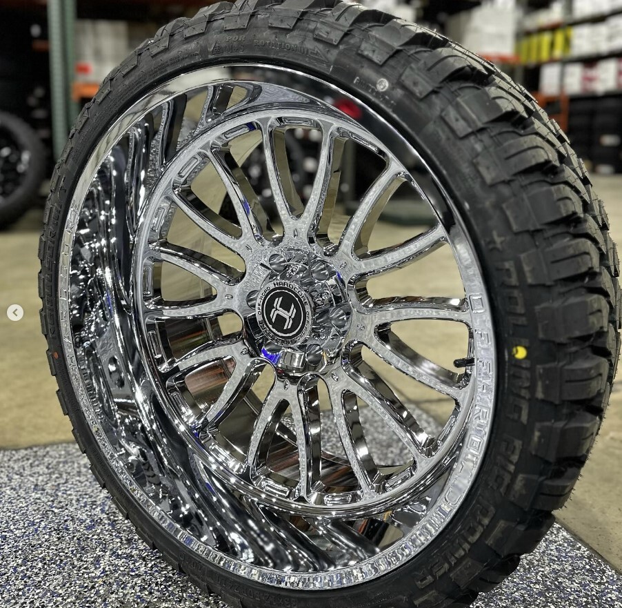 4 NEW 22x10 Hardcore HC101 Wheels & Tires Package -25 Chrome